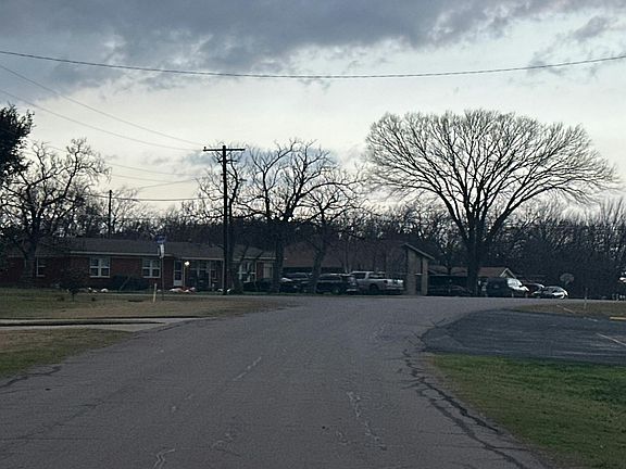 5th image of 310 Frank Keasler Blvd