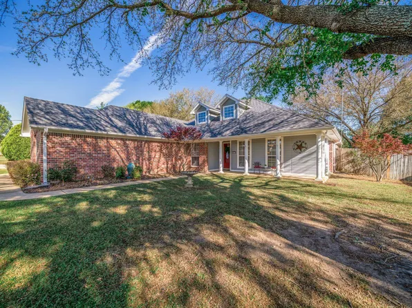 2819 Graystone Rd, Longview, TX 75605