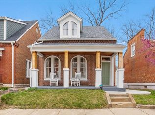 556 Morgan St, Saint Charles, MO 63301