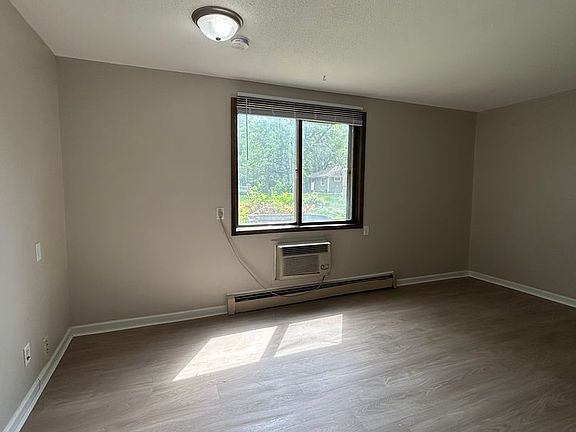 4th image of 6281-6289 Louisiana Ave N #103