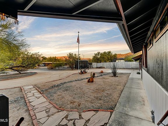 5th image of 6031 E KOHUANA Place