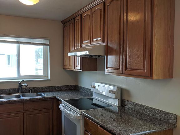 3rd image of 1579 Quebec Ct APT 1