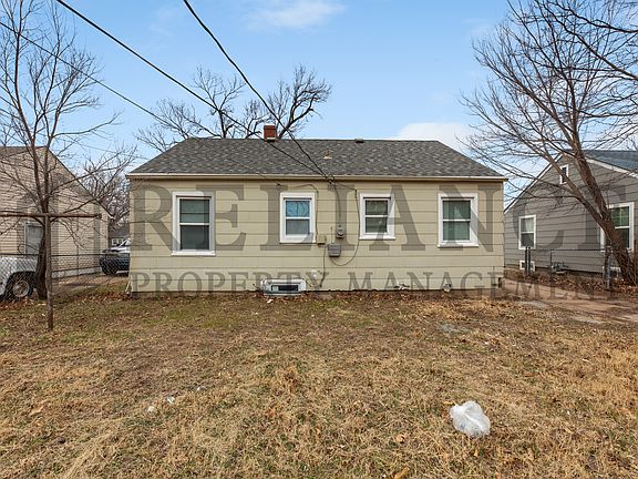 3rd image of 1316 N Dellrose Ave