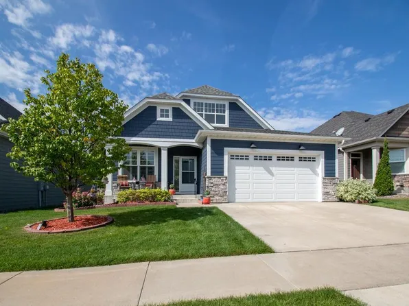 4555 Zircon Ln N, Plymouth, MN 55446