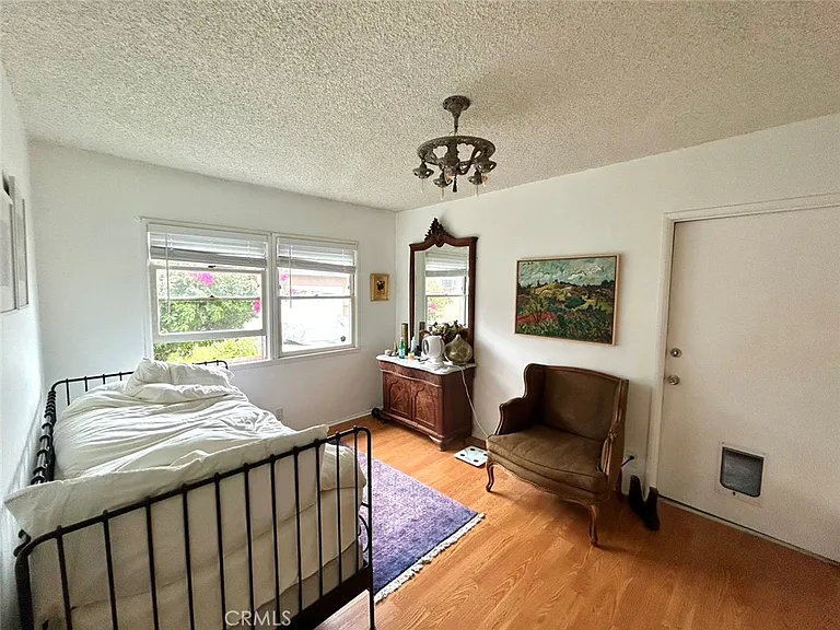 18402 Patronella Ave — Photo 11