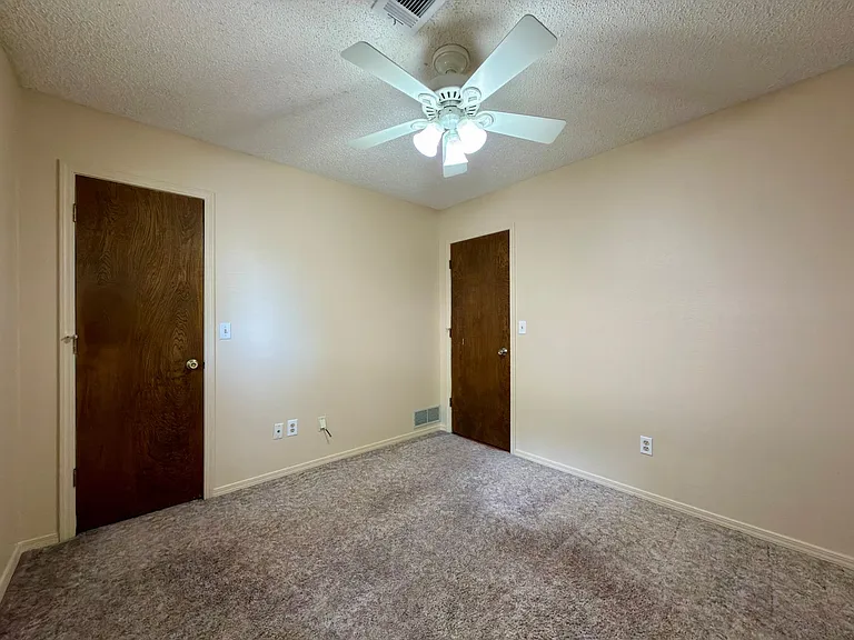 9612 Apple Gate Dr — Photo 15