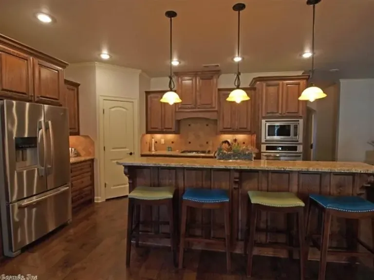 34 Forest Valley Ln — Photo 6