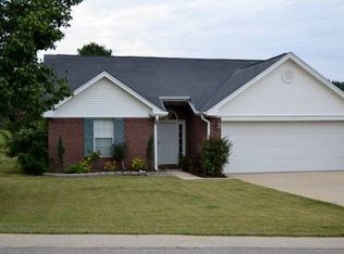 104 Laurelbrook Dr, Saltillo, MS 38866