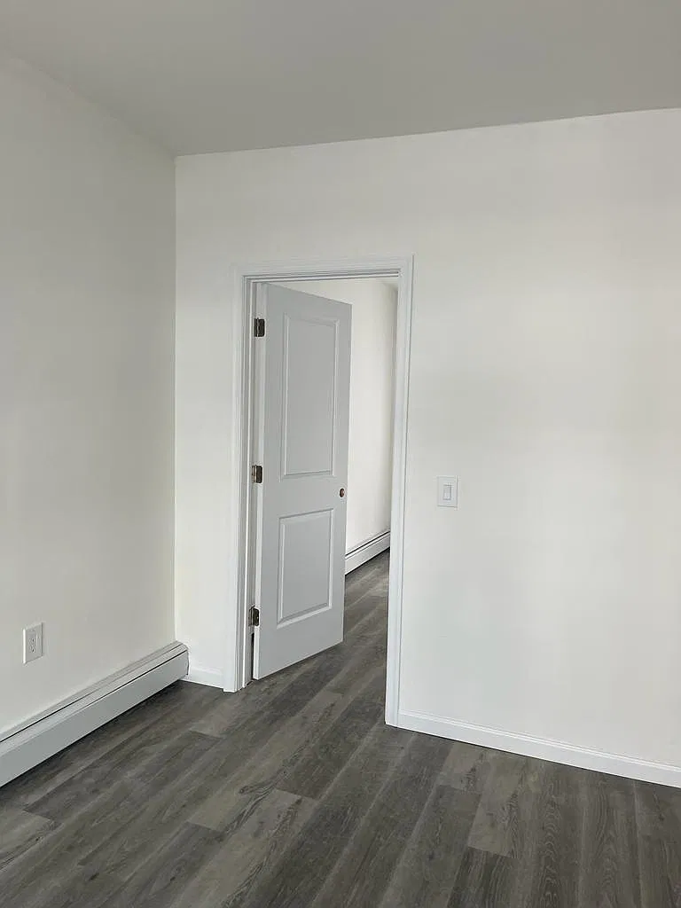 1 bed, 550 sqft, $1,900 — Photo 3