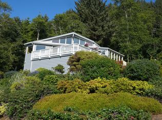 80 Reeves Cir, Yachats, OR 97498