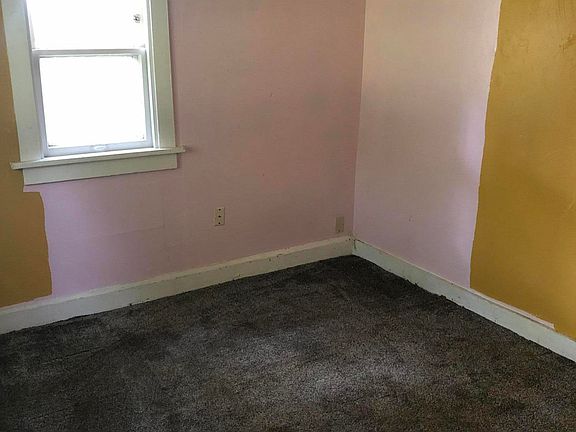 5th image of 1041 Connell Ct