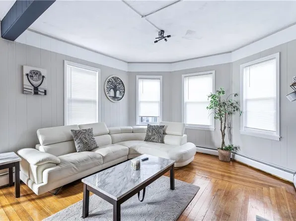 49-51 Wealth Ave, Providence, RI 02908