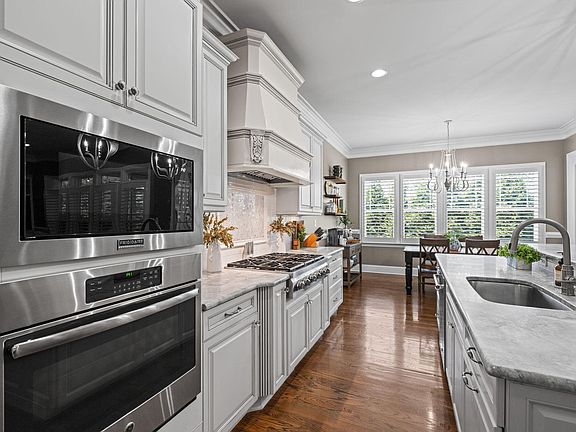 4th image of 200 Meares Bluff Ln