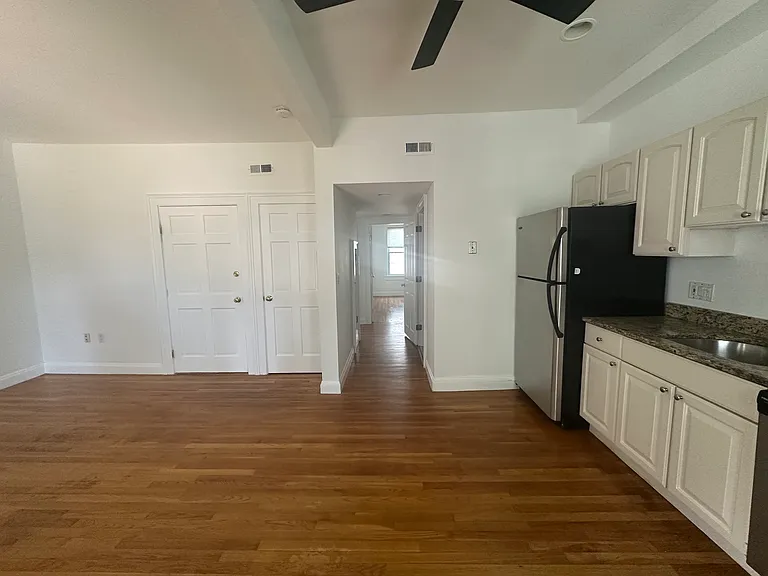 63 Gates St #2 — Photo 5