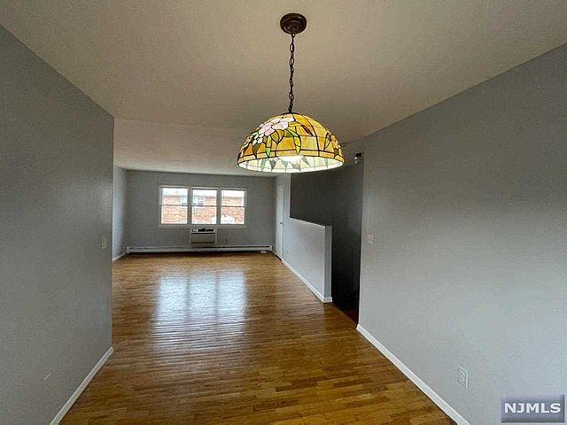 1st image of 24B Lakeview Ave