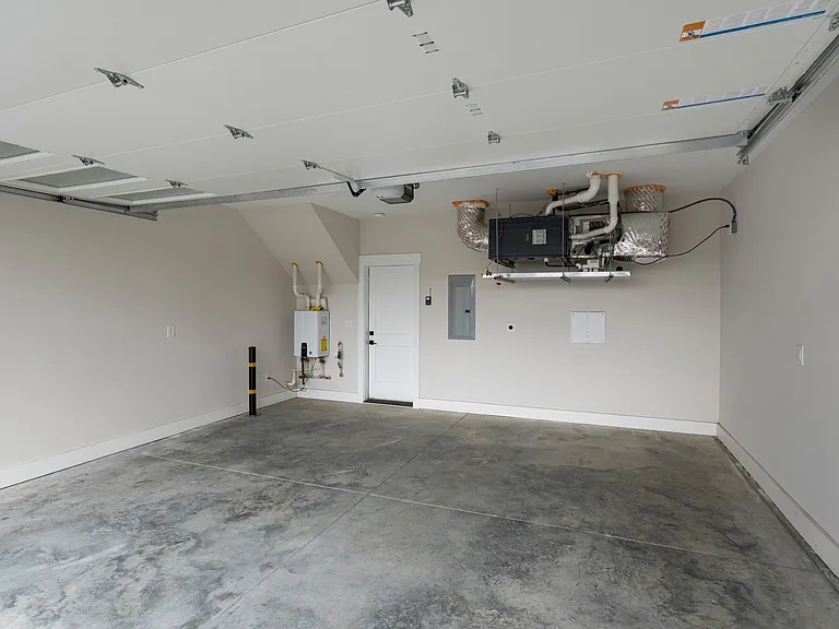 5301 Centennial #E — Photo 11