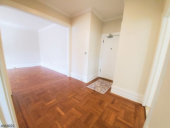 5th image of 14 Forest St C4107 #107