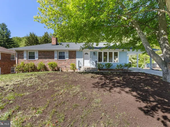 205 Weymouth St, Upper Marlboro, MD 20774