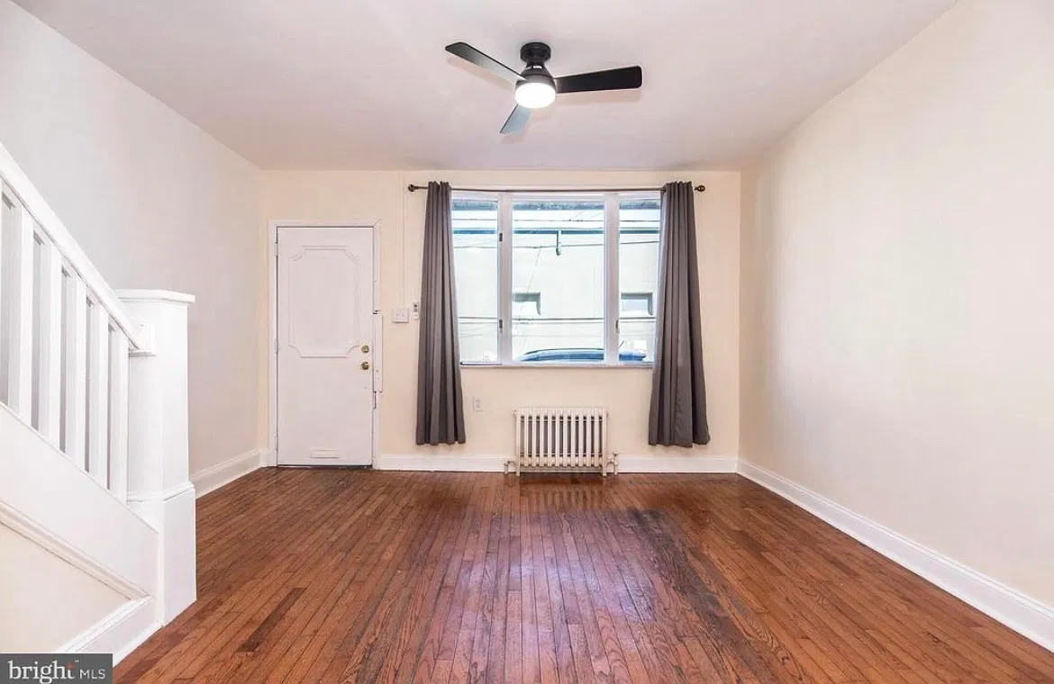 2 bed, 1.5 bath, 1026 sqft, $1,875 — Photo 3