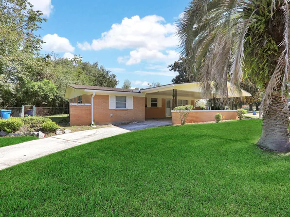 10941 W Player Rd, Jacksonville, FL 32218