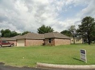 707 E Atlanta Ave, Davis, OK 73030