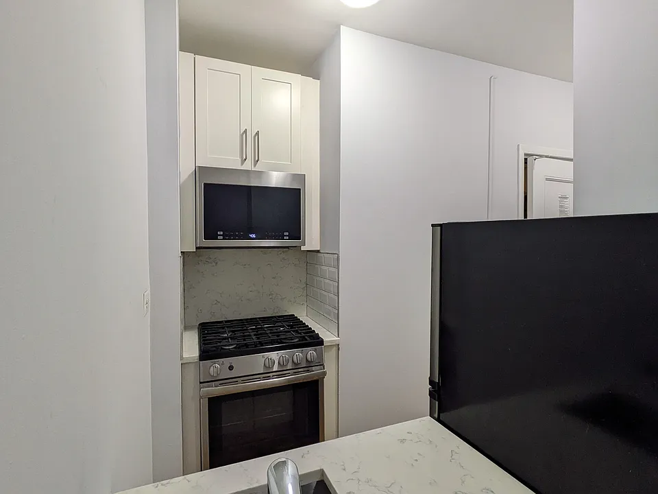 503 E 78th St #5G509