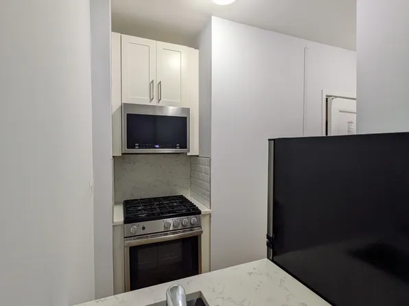 503 East 78th Street image 1 of 9
