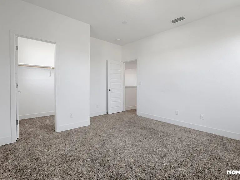 12925 Knightsbrook Ave — Photo 25