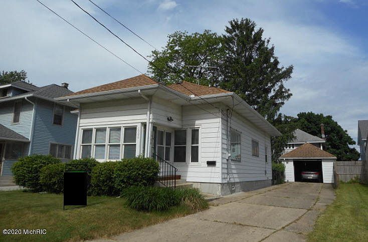 1st image of 1906 Berkley Ave SW