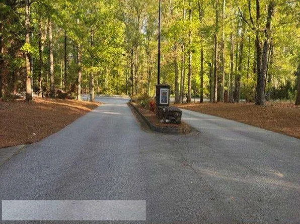 2956 Loch Lomond Dr, Conyers, GA 30094