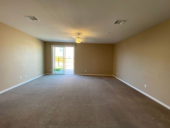 4th image of 648 Amabile Dr