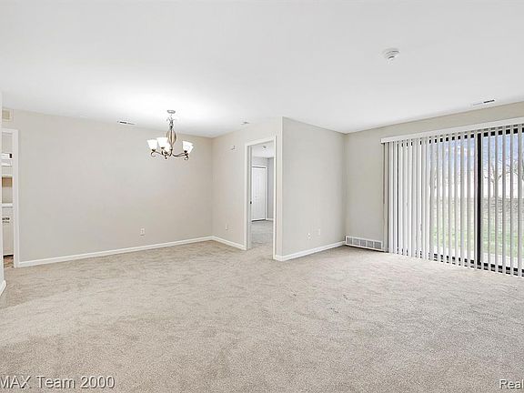 4th image of 42461 Lilley Pointe Dr