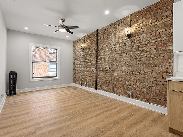 The Juneway Terrace — Photo 7