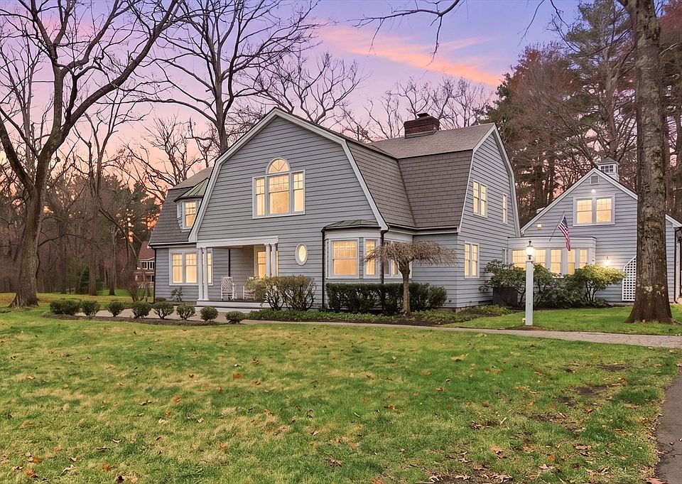 1st image of 15 River Meadow Dr