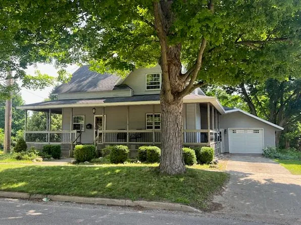 1101 S Jefferson St, Hastings, MI 49058