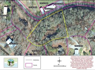 101 Somerset Ln, Whittier, NC 28789