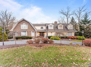 8 Ridge Rd, Upper Saddle River, NJ 07458