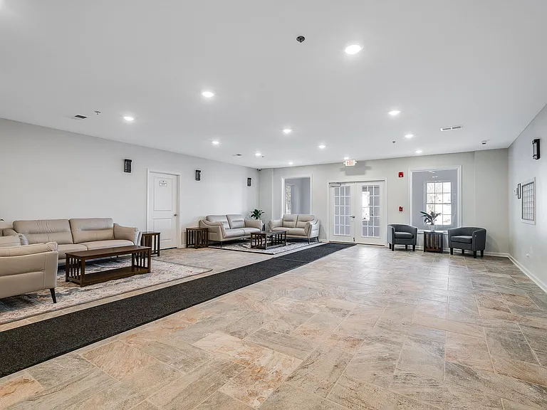 Pinnacle Ridge Apartments — Photo 1