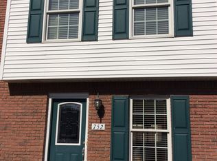 752 Tuscarora St, Lewiston, NY 14092