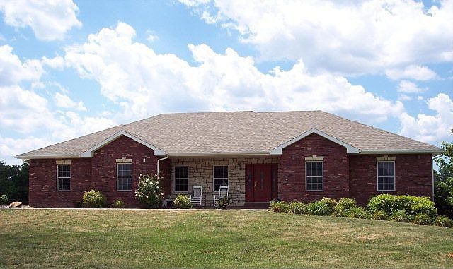 1st image of 3208 Glenstone Dr