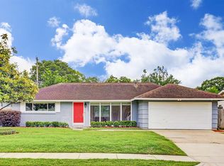 5505 Schumacher Ln, Houston, TX 77056