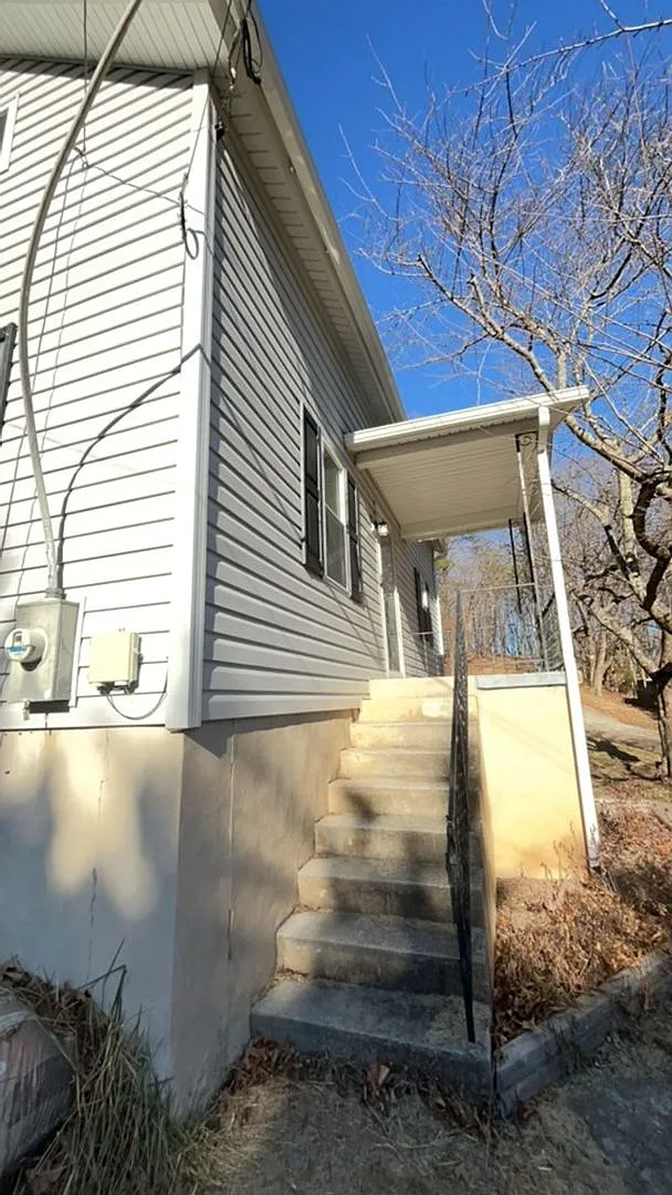Trent,SE,3035 — Photo 1