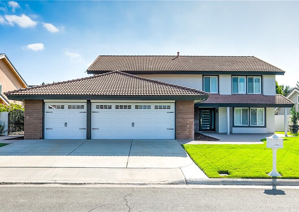 2nd image of 10246 Robin Hood Cir