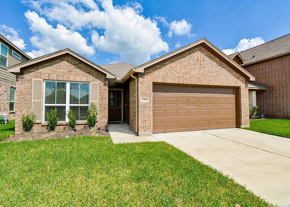 1st image of 2554 Oakleaf Ash Ln