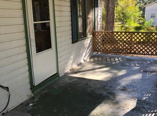 3636 Azalea St, Moss Point, MS 39563