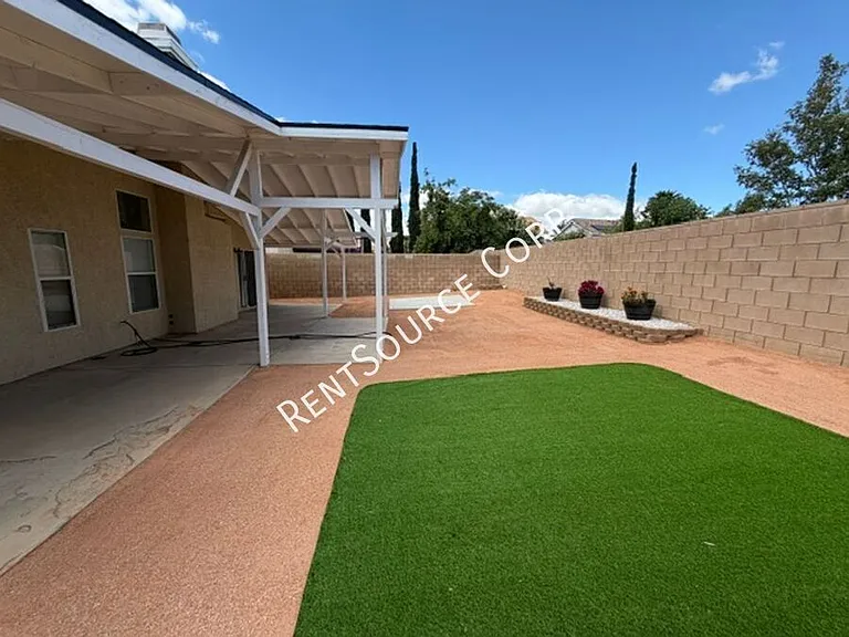 37051 Boxleaf Rd — Photo 18