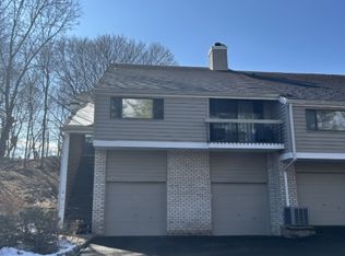 15 South Ct, Clinton, NJ 08809