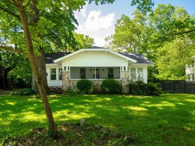 511 Georgia Ave, Signal Mountain, TN, 37377
