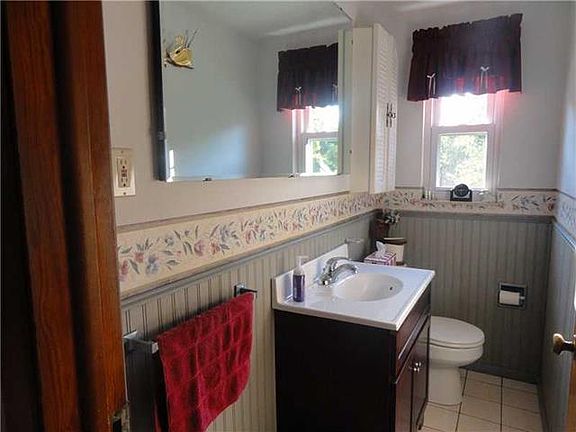 5th image of 118 Lincoln Ave