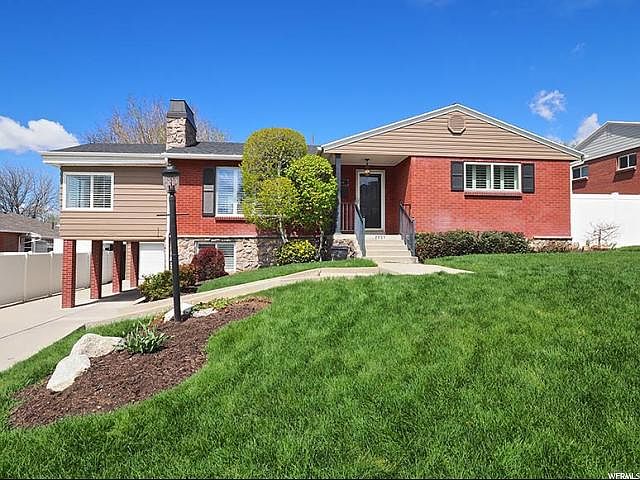 1st image of 2131 E Terra Linda Dr